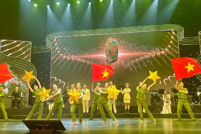 Đêm nhạc “Khát vọng sống trước kỷ nguyên mới” mang đến những rung động đẹp đẽ trong lòng người yêu nhạc. 