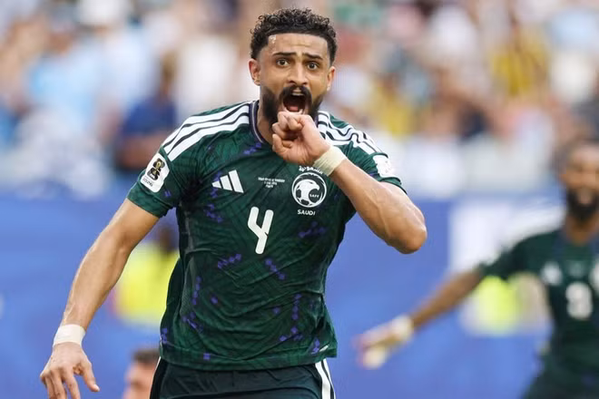 Alamri ăn mừng bàn thắng mở tỷ số dẫn trước của Saudi Arabia. (Ảnh: FIFA)