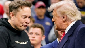 [Video] Nhà Trắng sắp xếp cuộc gọi “làm lành” cho ông Trump và ông Musk 