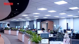 [Video] Phóng viên “đa nhiệm” thời 4.0