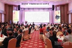 Khung cảnh buổi tiệc. (Ảnh: DUY TOÀN)