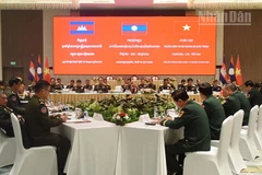 Quang cảnh cuộc gặp cấp Bộ trưởng Quốc phòng ba nước Việt Nam-Lào-Campuchia. (Ảnh: DUY TOÀN)