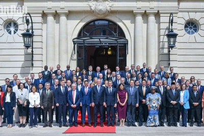 Bộ trưởng Tài chính Nguyễn Văn Thắng và Thứ trưởng Ngoại giao Nguyễn Minh Hằng tham dự Hội nghị Hội đồng Bộ trưởng OECD 2025.