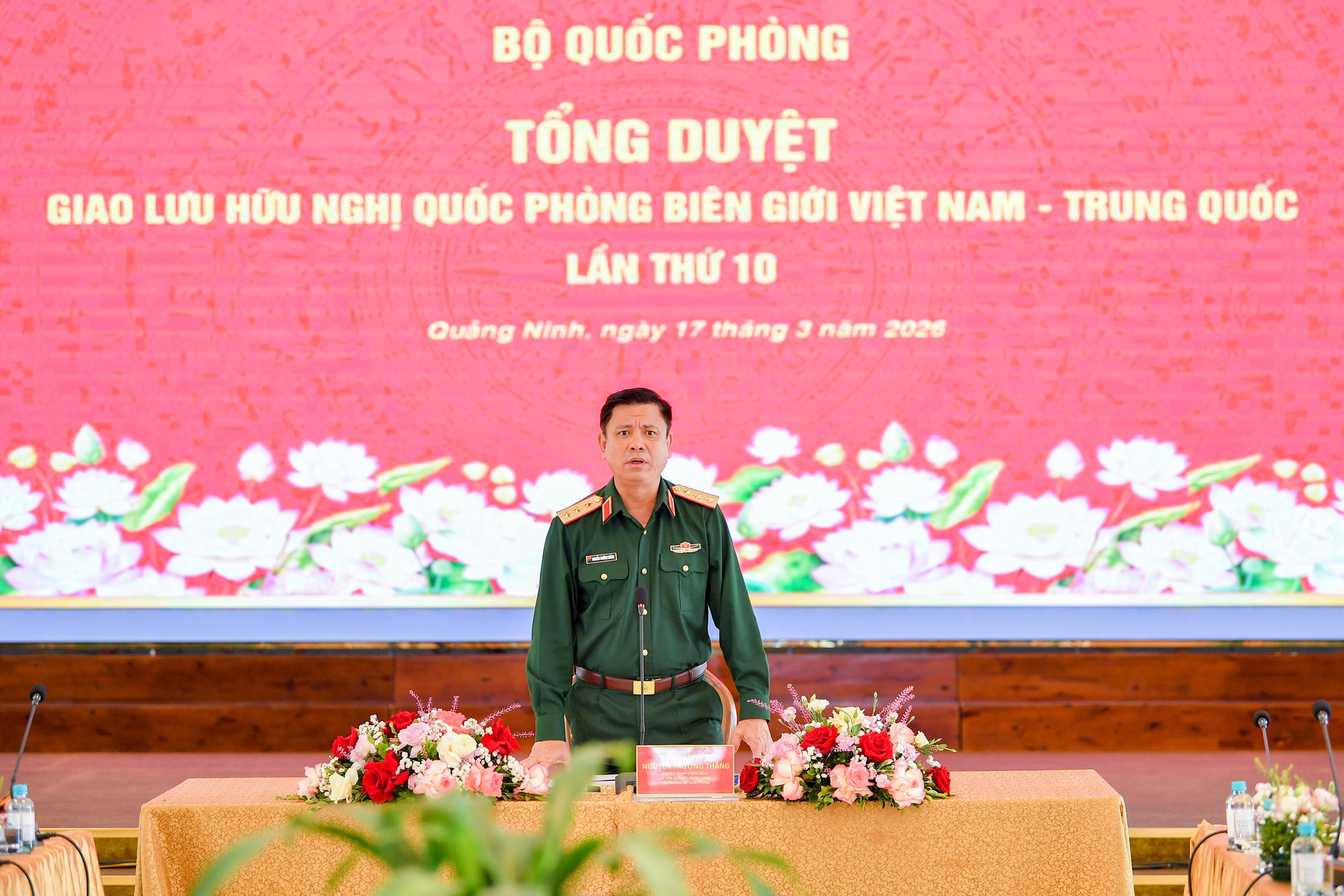 tong-duyet-giao-luu-bien-gioi-viet-trung-6062.jpg