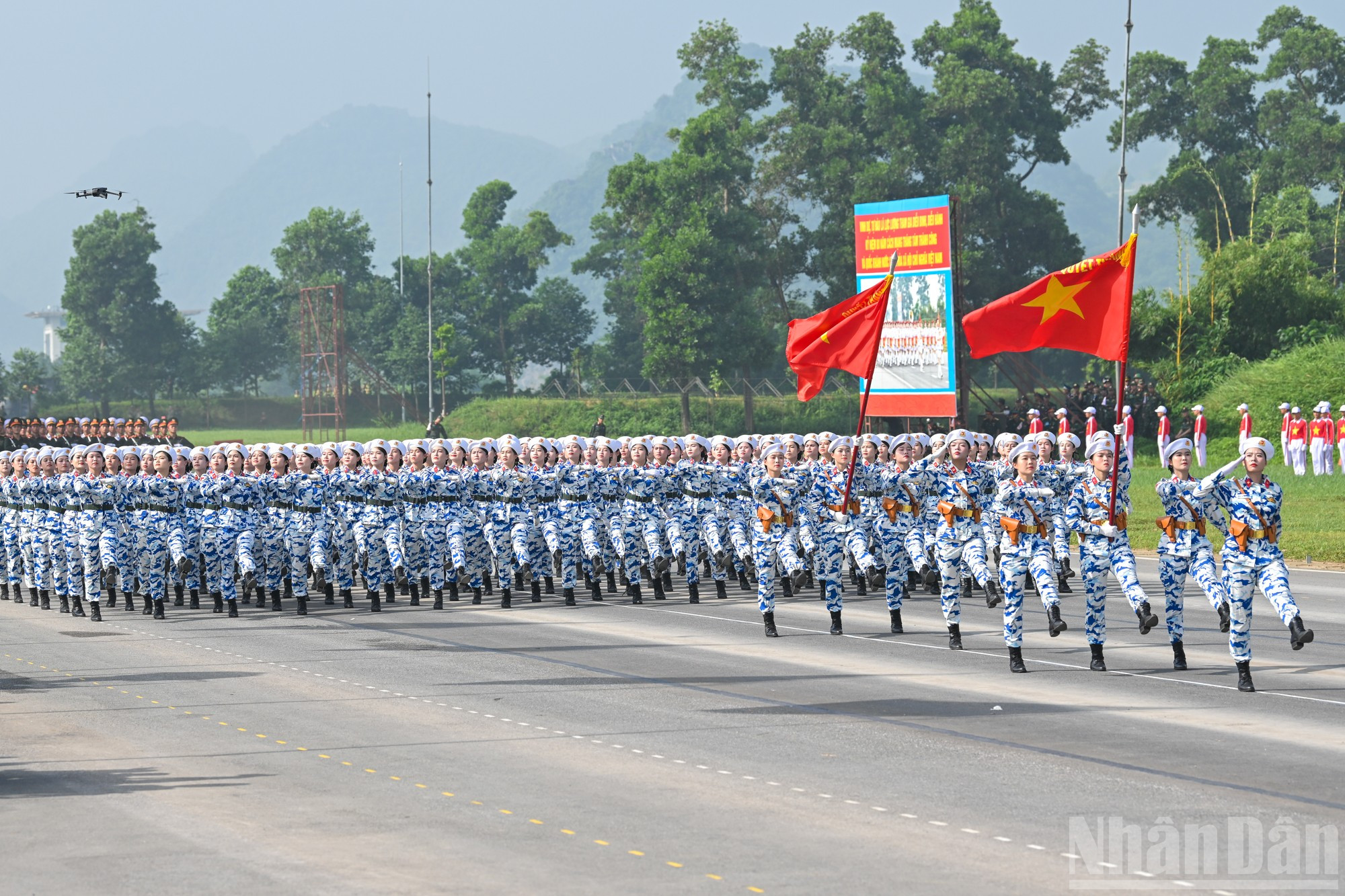 Khối Nữ sĩ quan Quân y. ndo_br_tong-hop-luyen-7549.jpg