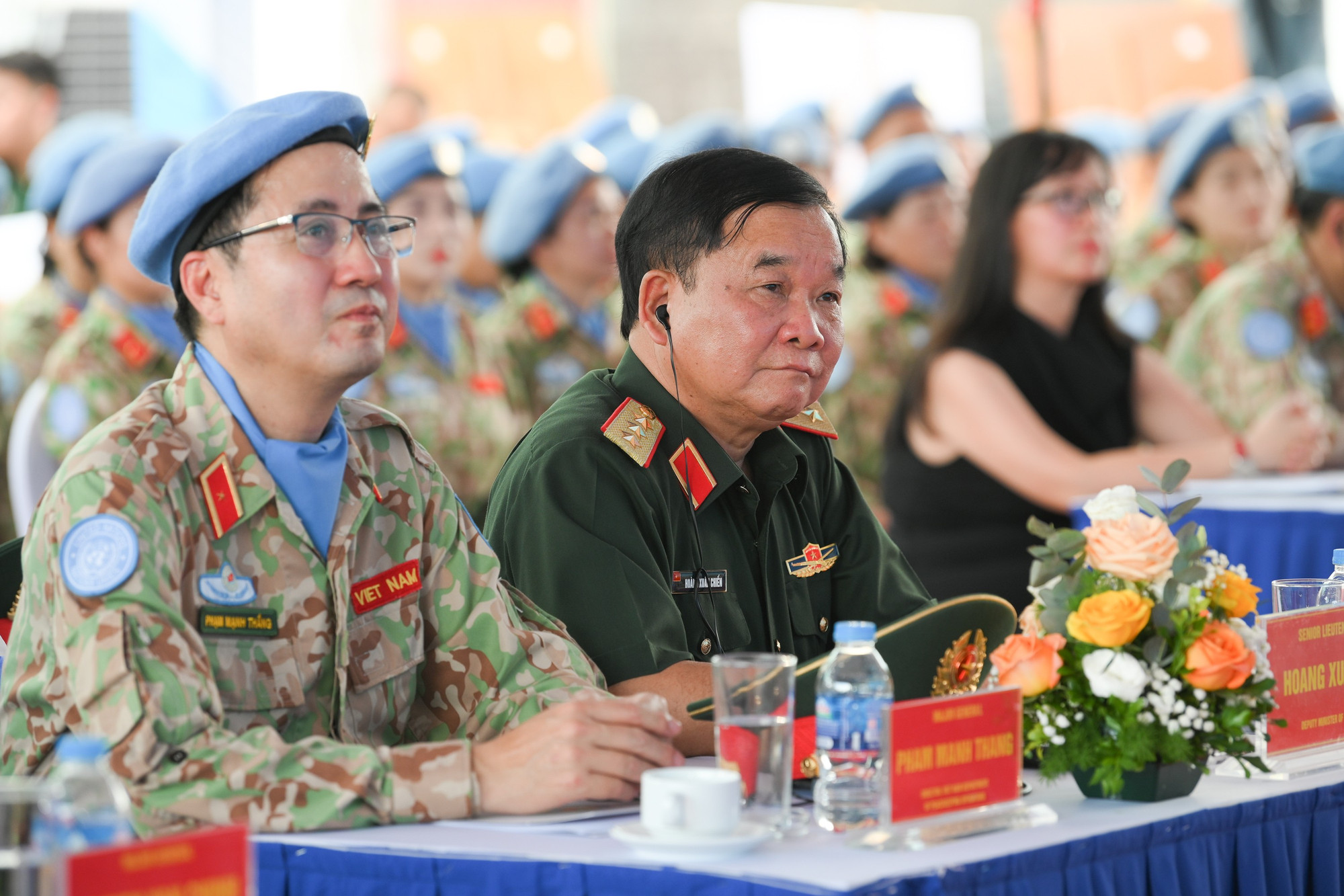Thượng tướng Hoàng Xuân Chiến, Ủy viên Trung ương Đảng, Ủy viên Quân ủy Trung ương, Thứ trưởng Quốc phòng. cuc-gin-giu-hoa-binh-1142.jpg