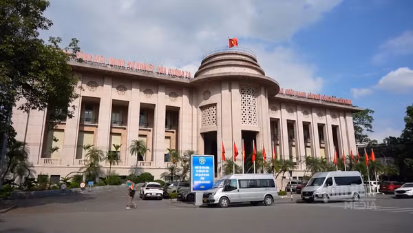 [Video] Ngân hàng Nhà nước yêu cầu giảm lãi suất cho vay tới 2%/năm