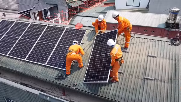 [Video] Các địa phương phải ban hành chính sách hỗ trợ điện mặt trời mái nhà trong tháng 12