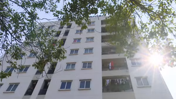 [Video] Thuế giao dịch bất động sản "2 giá" vẫn xảy ra tại Hà Nội