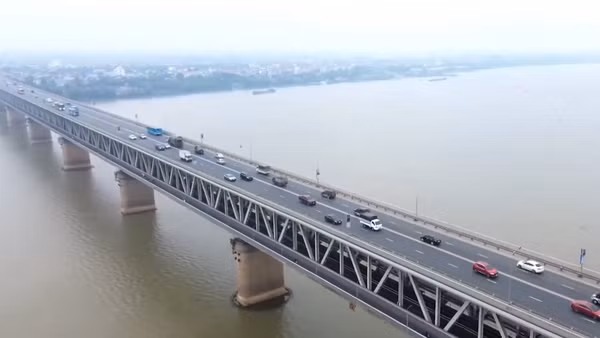 [Video] Cầu Thăng Long dỡ rào chắn từ đêm mai 29/10