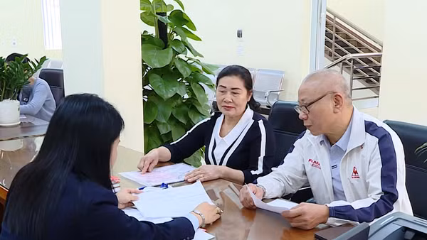 [Video] Cách tính tuổi nghỉ hưu của người lao động theo lộ trình năm 2027 