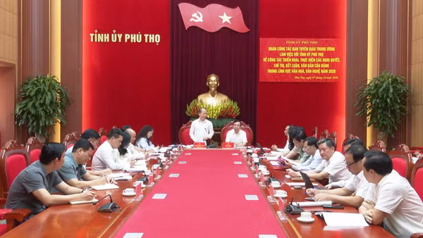 [Video] Khảo sát công tác triển khai các nghị quyết, chỉ thị của Đảng về văn hóa tại Phú Thọ