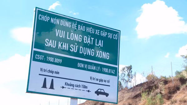 [Video] Hàng loạt thiết bị cảnh báo chướng ngại trên cao tốc bị mất cắp