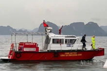 Tỉnh Quảng Ninh huy động lực lượng và phương tiện tổ chức cứu hộ, cứu nạn. (Ảnh: Lương Quang Thọ).
