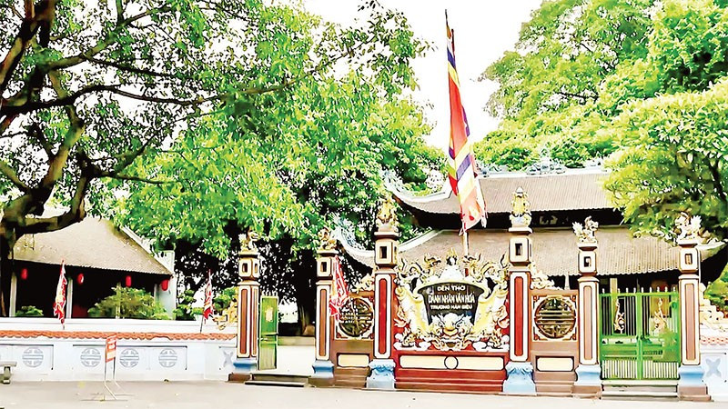 Đền thờ Trương Hán Siêu nằm dưới núi Non Nước tại phường Hoa Lư, tỉnh Ninh Bình.