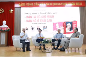 Quang cảnh buổi tọa đàm. 