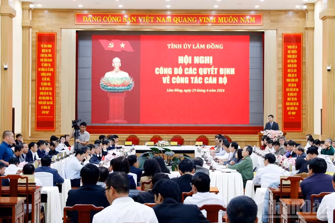 Quang cảnh hội nghị.