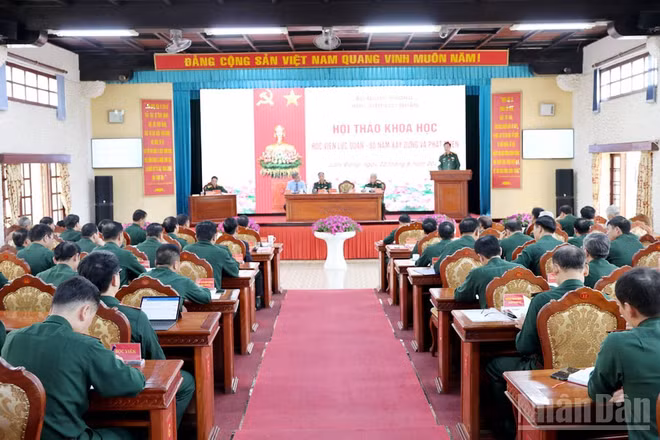 Quang cảnh hội thảo.