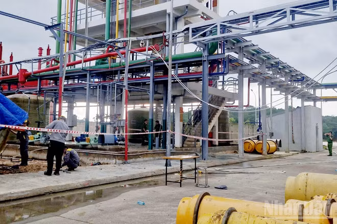 Khu vực xảy ra vụ tai nạn lao động nổ bồn chứa bình a-xít tại nhà máy của Công ty HC Bảo Lâm, xã Bảo Lâm 1, tỉnh Lâm Đồng, làm 2 người tử vong vào tháng 11/2025. (Ảnh: BẢO VĂN)