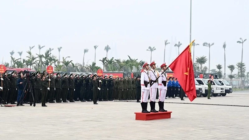 Quang cảnh Lễ ra quân đợt cao điểm tấn công, trấn áp tội phạm của Công an thành phố Hải Phòng.