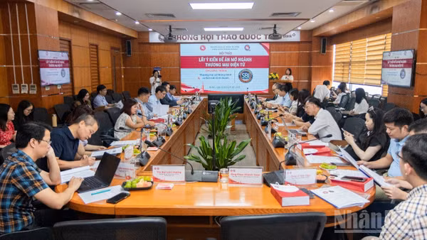 Hội thảo mở ngành đào tạo thương mại điện tử, Trường đại học Ngoại thương.