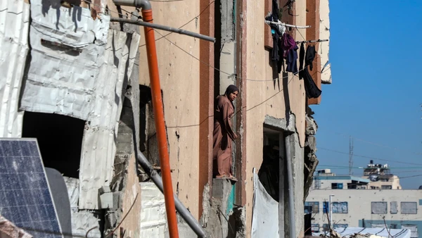 Người dân tại trại tị nạn ở Gaza. (Ảnh: THX/TTXVN)