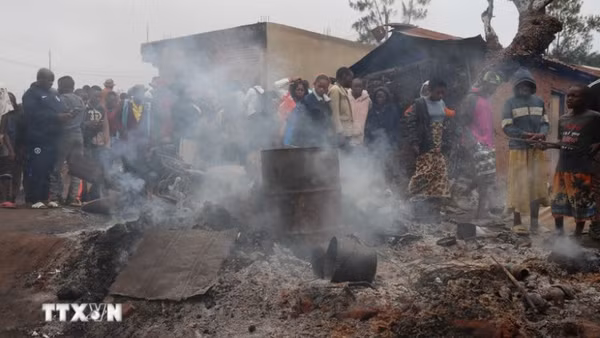 Hiện trường một vụ tấn công tại Beni, tỉnh Bắc Kivu, Cộng hòa Dân chủ Congo. (Ảnh: THX/TTXVN)