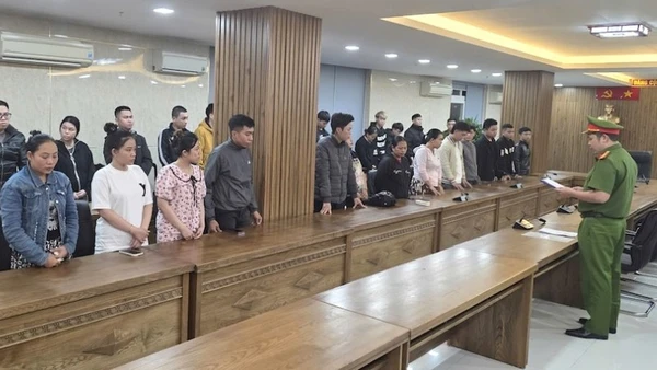 Các đối tượng bị khởi tố, bắt giữ. (Ảnh: Công an cung cấp)