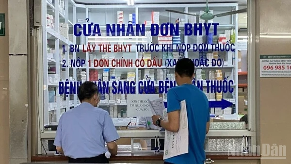 Việt Nam được đánh giá là một trong số ít quốc gia có phạm vi thuốc do Quỹ Bảo hiểm y tế chi trả khá đầy đủ và toàn diện so với mức phí đóng bảo hiểm y tế. (Ảnh minh họa: ĐỖ THOA)