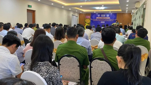 Hội nghị tập huấn “Nâng cao năng lực cạnh tranh của doanh nghiệp thông qua sở hữu trí tuệ và giải pháp công nghệ chống chống giả”. (Ảnh: TL)