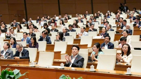 Chủ tịch nước Lương Cường cùng các đại biểu tham gia Phiên họp. (Ảnh: TL)