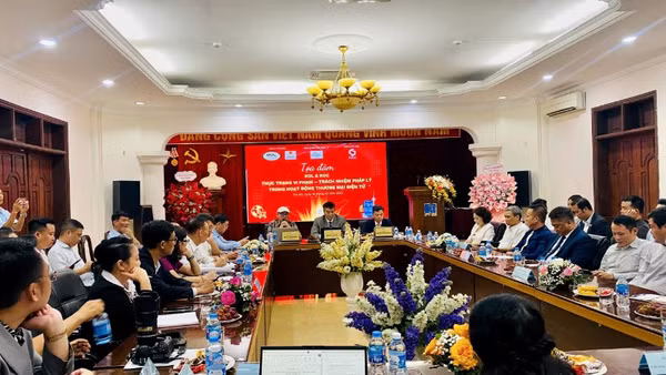 Toàn cảnh buổi Tọa đàm. 