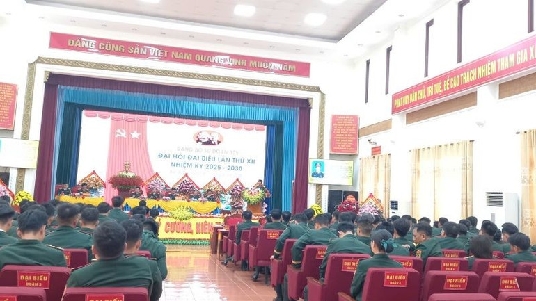 Các đại biểu dự Đại hội. z6713051006976-f8eb7b6649a34b9c9da4fa182bf0dbe3.jpg