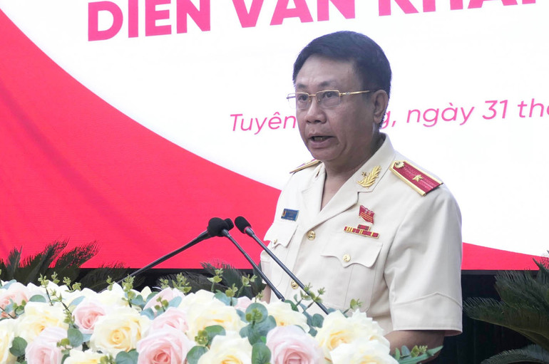 Thiếu tướng Nguyễn Đức Thuận, Bí thư Đảng ủy, Giám đốc Công an tỉnh Tuyên Quang phát biểu khai mạc đại hội. a150.jpg