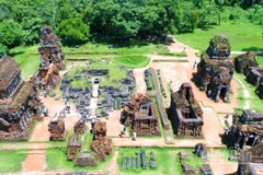 Mỹ Sơn không ngừng làm mới và đa dạng thêm các sản phẩm du lịch để tạo nên sức hút mới mẻ, hấp dẫn.