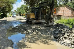 Tuyến Quốc lộ 14D ở thành phố Đà Nẵng xuống cấp nghiêm trọng.