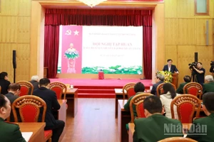 Toàn cảnh hội nghị. 