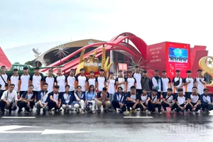 Chương trình tham quan, trải nghiệm Triển lãm 80 năm hành trình Độc lập-Tự do-Hạnh phúc là hoạt động nằm trong khuôn khổ nội dung Tuần sinh hoạt chính trị công dân đầu khóa học cho tân sinh viên khóa 76 Trường đại học Công nghệ Giao thông vận tải (UTT). 