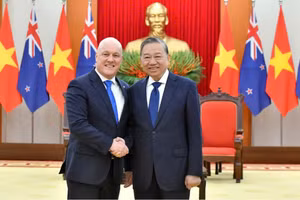 Ngày 26/2/2025, tại Trụ sở Trung ương Đảng, Tổng Bí thư Tô Lâm tiếp Thủ tướng New Zealand Christopher Luxon thăm chính thức Việt Nam và tham dự Diễn đàn Tương lai ASEAN lần thứ hai tại Hà Nội. (Ảnh: ĐĂNG KHOA)