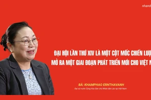 Đại sứ nước Cộng hòa Dân chủ Nhân dân Lào tại Việt Nam Khamphao Ernthavanh.