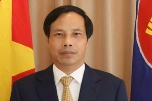 Đại sứ Việt Nam tại Qatar Nguyễn Huy Hiệp.