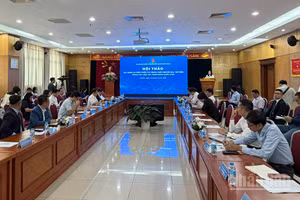 Quang cảnh Hội thảo tại Hà Nội.
