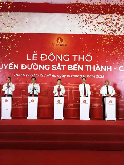 Thành phố Hồ Chí Minh khởi công đồng loạt các dự án trọng điểm hướng tới chào mừng Đại hội đại biểu toàn quốc lần thứ XIV của Đảng.