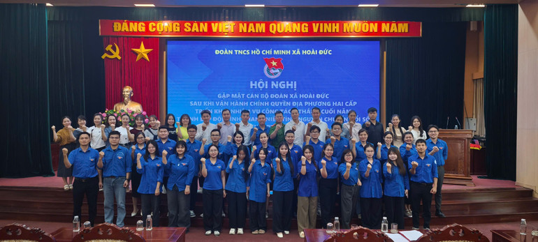 Đoàn Thanh niên xã Hoài Đức là lực lượng nòng cốt trong công tác chuyển đổi số ở địa phương. doan-thanh-nien-xa-hoai-duc-la-luc-luong-nong-cot-trong-cong-tac-chuyen-doi-so-o-dia-phuong.jpg