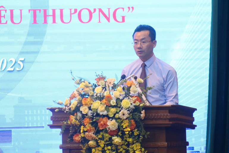 Phó Giám đốc Sở Văn hóa và Thể thao Hà Nội Phạm Xuân Tài phát biểu tại Hội nghị. tttt.jpg