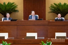 Chủ tịch Quốc hội Trần Thanh Mẫn và các Phó Chủ tịch Quốc hội tại phiên họp. (Ảnh: DUY LINH)