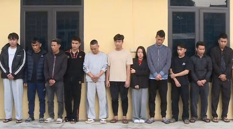 Các đối tượng trong đường dây lừa đảo, chiếm đoạt tài sản.