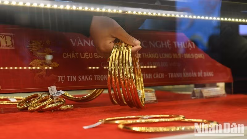 Giá vàng ngày 20/6: Vàng trong nước bật tăng nửa triệu đồng mỗi lượng
