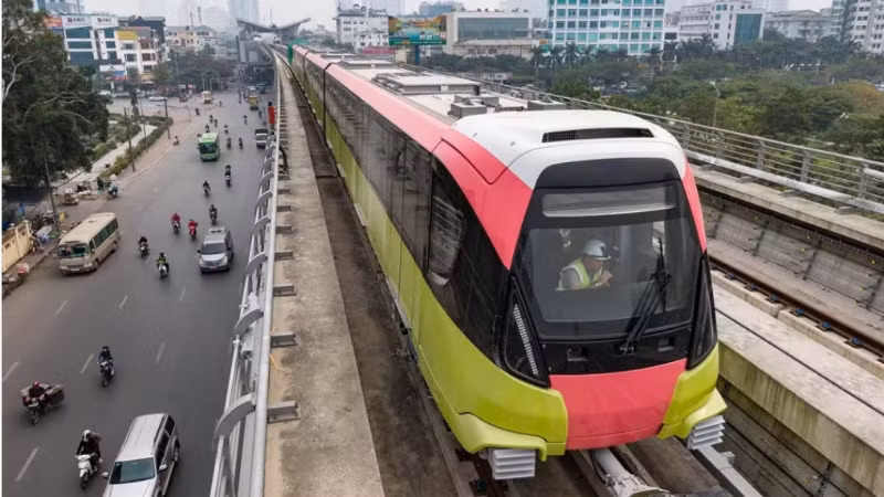 Tuyến đường sắt đô thị số 3 Nhổn-ga Hà Nội đã đưa vào sử dụng đoạn trên cao Nhổn-Cầu Giấy góp phần cải thiện giao thông trên tuyến đường từ cửa ngõ phía tây vào trung tâm Thủ đô.