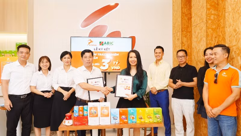Toàn cảnh Lễ ký kết Bảo hiểm trách nhiệm sản phẩm Konnai và ABIC.